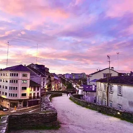 Apartamento Dentro De Muralla Y Parking Gratuito En Pleno Centro Lugo Exterior foto