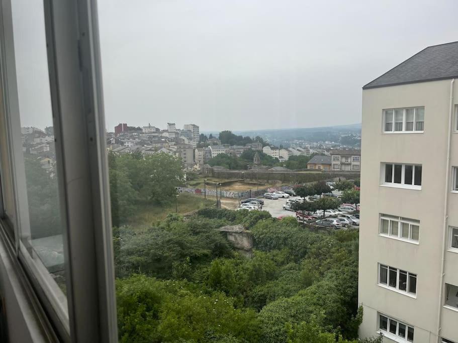 Dentro De Muralla Y Parking Gratuito En Pleno Centro Lugo
